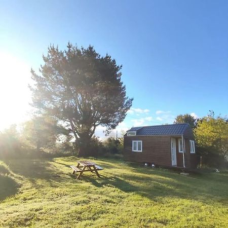 Nuit Insolite En Tiny House Questembert Extérieur photo
