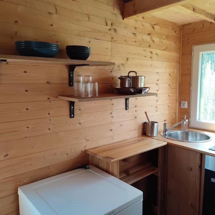 Nuit Insolite En Tiny House Questembert Extérieur photo
