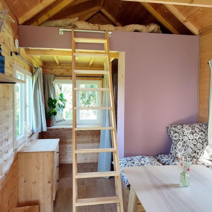 Nuit Insolite En Tiny House Questembert Extérieur photo